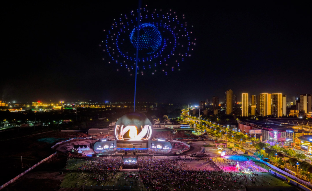 Case Study｜Skybound Urban Light Beacon Qianjiang Jianghan Revolutionary Base Red Art & Eco-Tourism Integrated Development Project